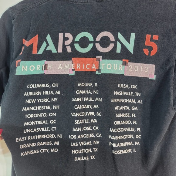 Maroon 5 Shirt Womens Small Adam Levine 2013 Rock Band Black Pastel Concert - Picture 6 of 7